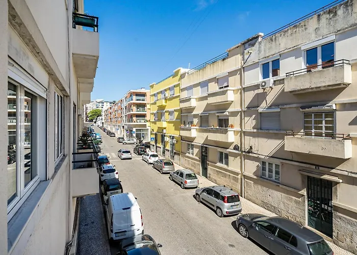 Apartment Guestready - Lovely And Cozy In Alcantara *