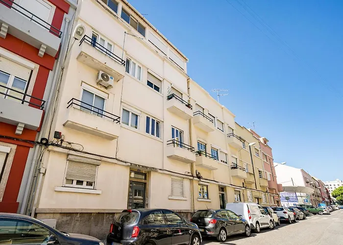 Guestready - Lovely And Cozy In Alcantara Apartment *